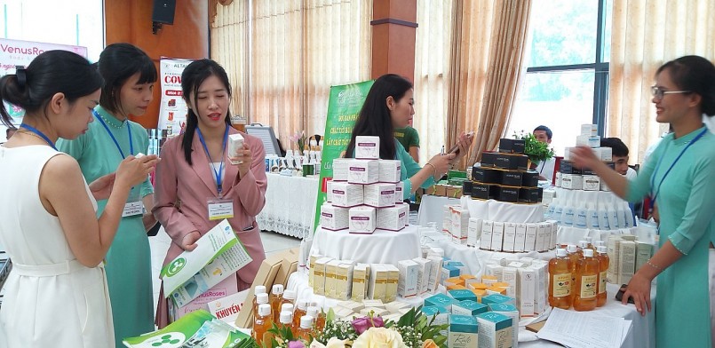 Nâng cao chất lượng sản phẩm từ thiên nhiên, bảo vệ quyền lợi người tiêu dùng Nâng cao chất lượng sản phẩm từ thiên nhiên, bảo vệ quyền lợi người tiêu dùng