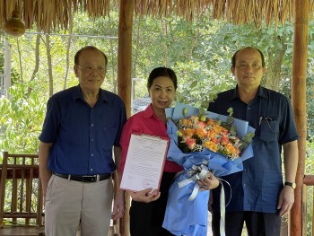 VNPS: Trao Quyết định công nhận Hội viên chính thức đối với HTX Bảo tồn và phát triển Dược liệu Sóc Sơn