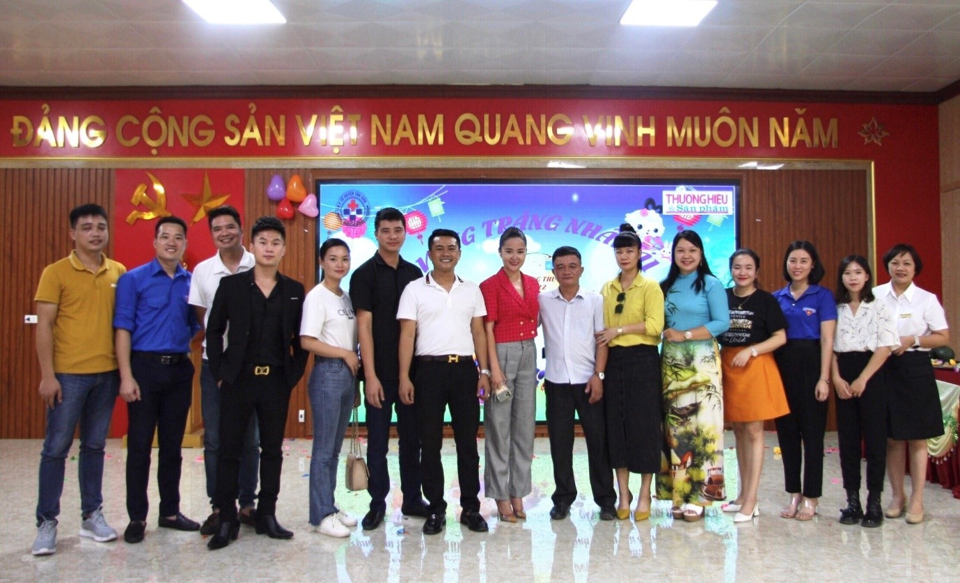 Tạp chí điện tử Thương hiệu và Sản phẩm, TTYT huyện Tân Sơn đồng hành cùng các đơn vị doanh nghiệp, các nhà hảo tâm tổ chức chương trình