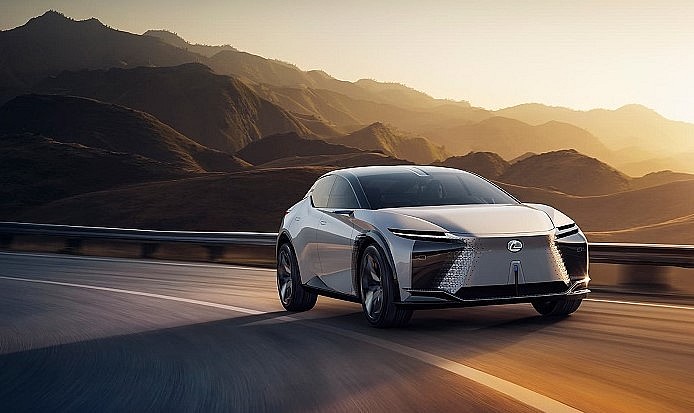 Lexus hứa hẹn dẫn lối hành trình khám phá tương lai. Lexus hứa hẹn dẫn lối hành trình khám phá tương lai.