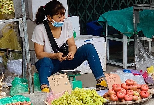 Nho xanh được bán với giá chỉ 60.000 đồng/kg Nho xanh được bán với giá chỉ 60.000 đồng/kg