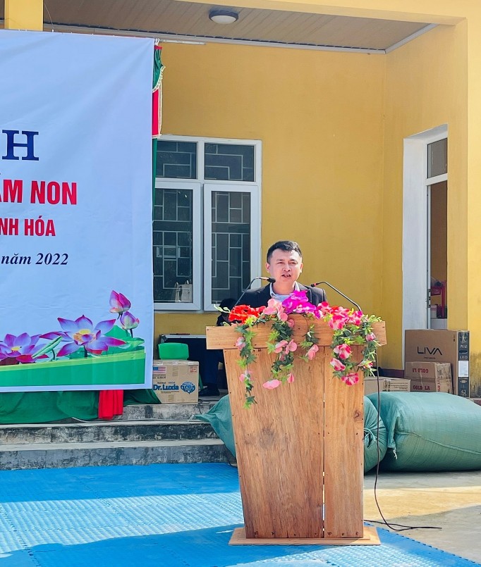 Đại diện các nhà hảo tâm phát biểu tại buổi lễ Đại diện các nhà hảo tâm phát biểu tại buổi lễ