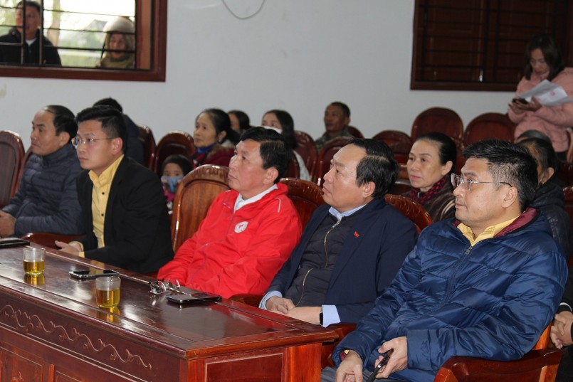 Hà Tĩnh: TCĐT Thương hiệu & Sản Phẩm phối hợp tổ chức chương trình tết vì người nghèo Hà Tĩnh: TCĐT Thương hiệu & Sản Phẩm phối hợp tổ chức chương trình tết vì người nghèo