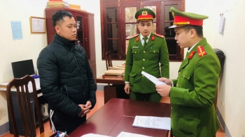 Lạng Sơn: Khởi tố 03 đối tượng vận chuyển 4 tấn thực phẩm đông lạnh nhập lậu