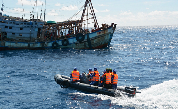 Ngăn chặn, xử lý triệt để các hành vi khai thác IUU