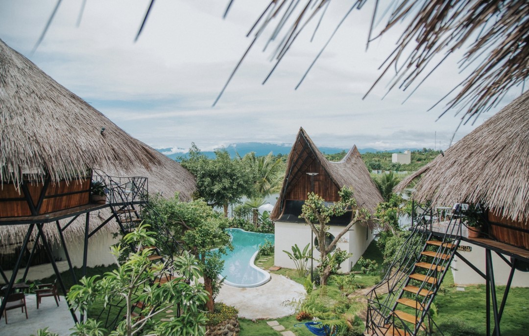 Không gian bên ngoài quán cà phê EMO Coffee – Home. Không gian bên ngoài quán cà phê EMO Coffee – Home.