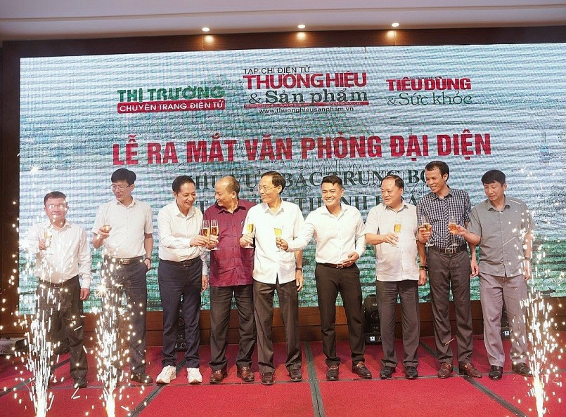 Tạp chí Thương hiệu và Sản phẩm ra mắt Văn phòng đại diện Bắc trung Bộ tại Thanh Hóa Tạp chí Thương hiệu và Sản phẩm ra mắt Văn phòng đại diện Bắc trung Bộ tại Thanh Hóa