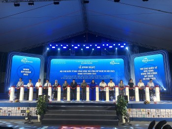 Khai mạc Hội chợ quốc tế Quà tặng hàng thủ công mỹ nghệ Hà Nội lần thứ 12