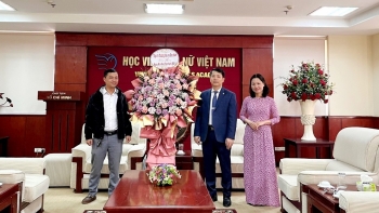 Tạp chí Thương hiệu và Sản phẩm chúc mừng Học viện Phụ nữ Việt Nam nhân Ngày Nhà giáo Việt Nam 20/11