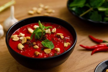 Người thiếu máu có nên ăn tiết canh không?