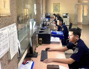 Thu ngân sách Nhà nước từ hoạt động xuất nhập khẩu giảm mạnh