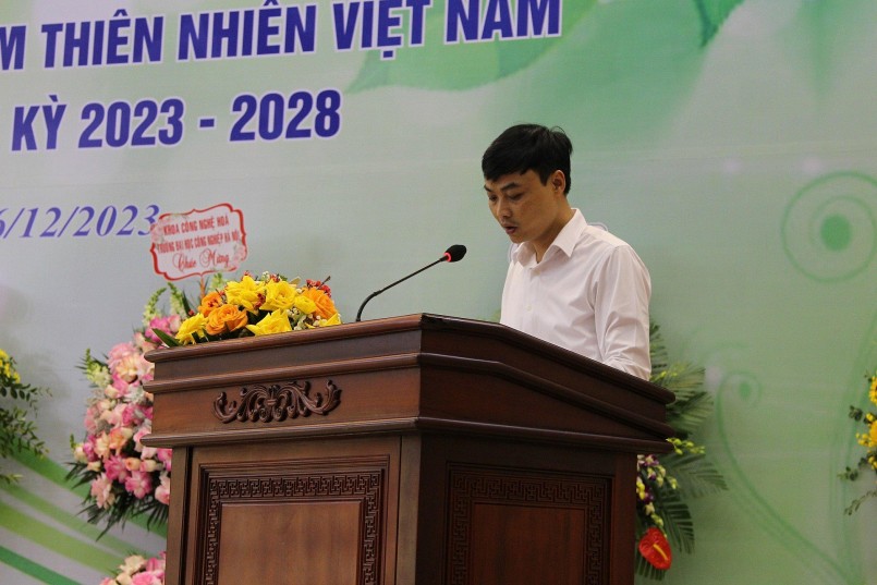 Th.S, Nhà báo Nguyễn Viết Hưng làm Phó Chủ tịch Hội Khoa học các sản phẩm thiên nhiên Việt Nam Th.S, Nhà báo Nguyễn Viết Hưng làm Phó Chủ tịch Hội Khoa học các sản phẩm thiên nhiên Việt Nam