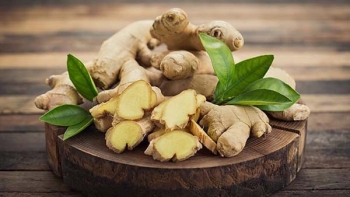 Tắm nước gừng - Phương pháp dân gian tăng cường sức khỏe mùa đông