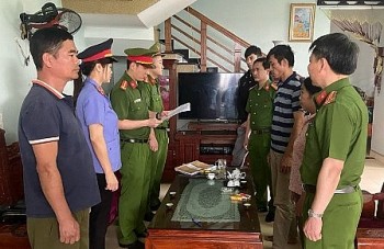 Thanh Hoá: Khởi tố, bắt tạm giam 3 đối tượng sản xuất, buôn bán thức ăn chăn nuôi giả