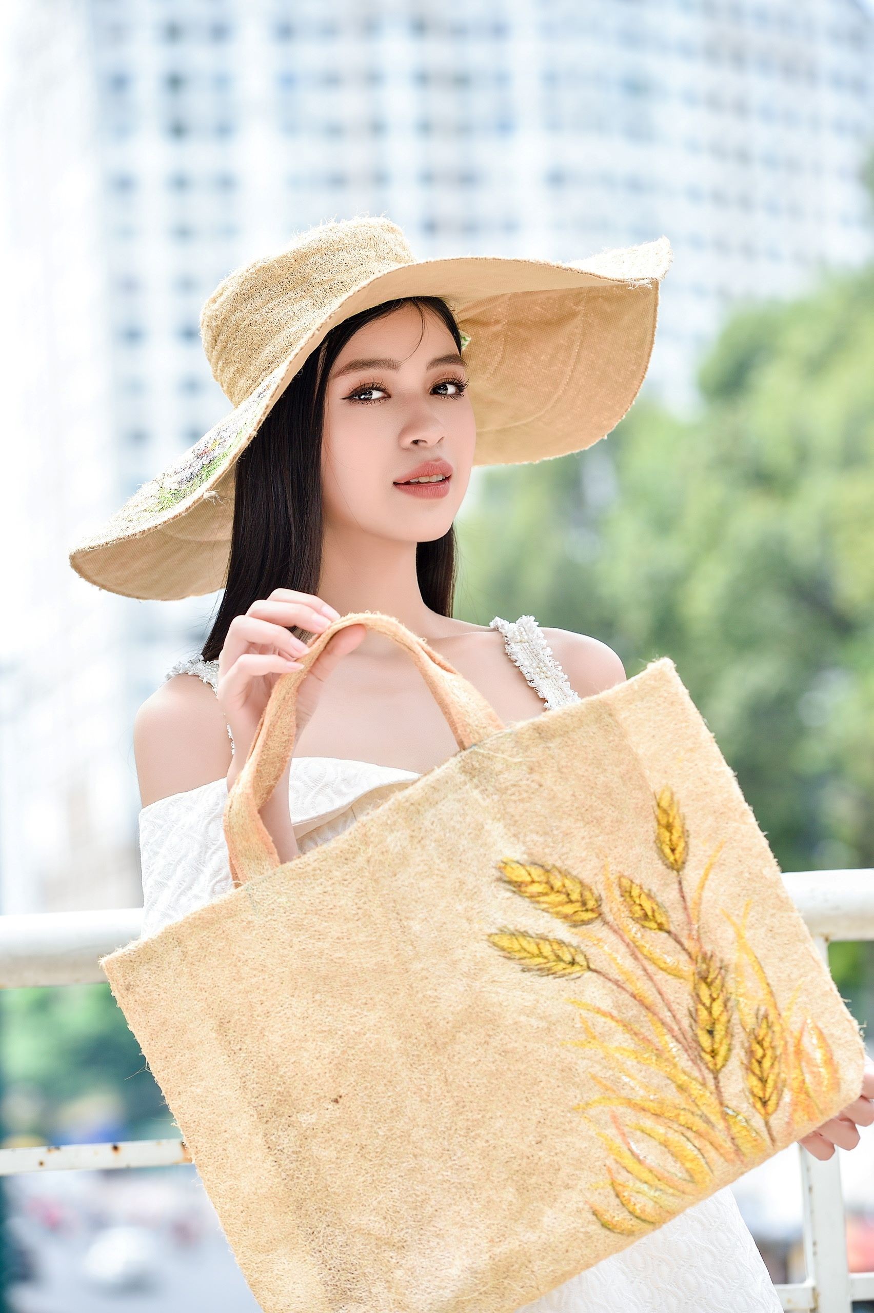 Độc đáo các sản phẩm thời trang, hữu ích từ xơ mướp Độc đáo các sản phẩm thời trang, hữu ích từ xơ mướp