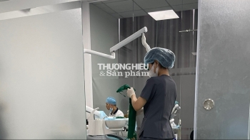 Một phòng khám nha khoa ở Buôn Ma Thuột cấy ghép implant trái phép