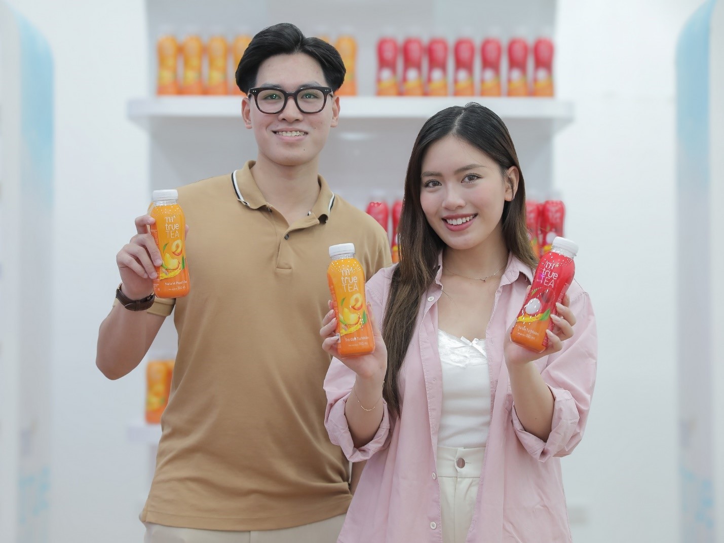 Trà trái cây TH true TEA “cưa đổ” giới trẻ