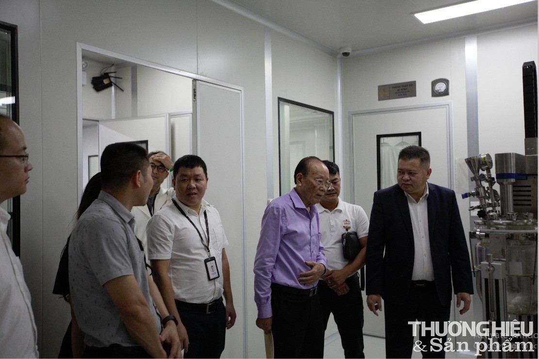 Lễ ký kết Biên bản hợp tác chiến lược - Lễ kết nạp hội viên Hội Khoa học các sản phẩm thiên nhiên Việt Nam