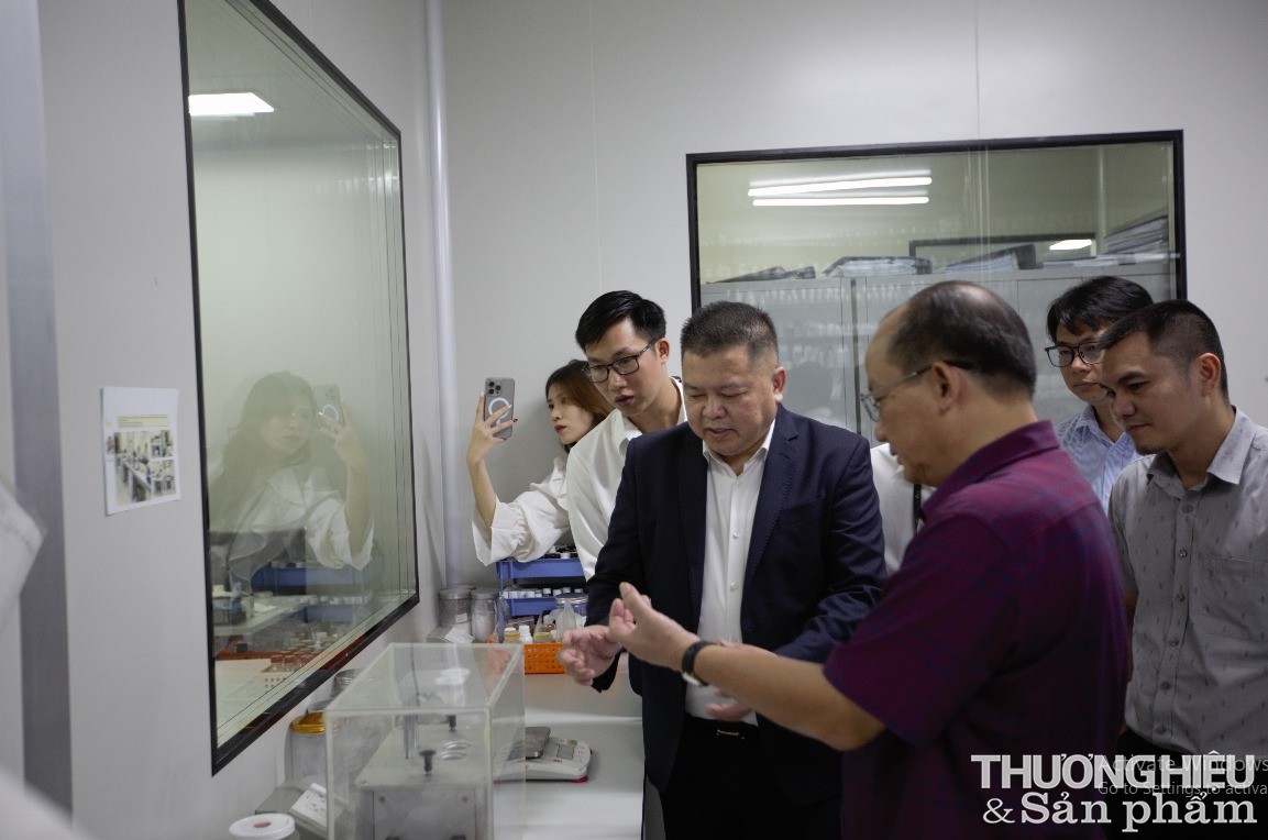 Lễ ký kết Biên bản hợp tác chiến lược - Lễ kết nạp hội viên Hội Khoa học các sản phẩm thiên nhiên Việt Nam