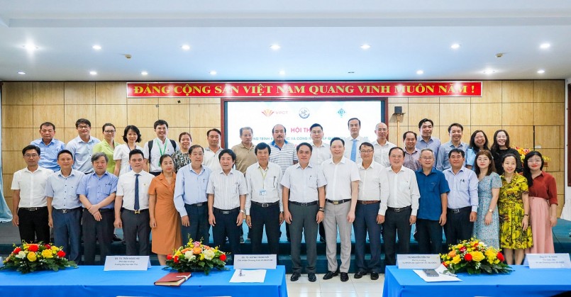 Các đại biểu dự Hội thảo Các đại biểu dự Hội thảo