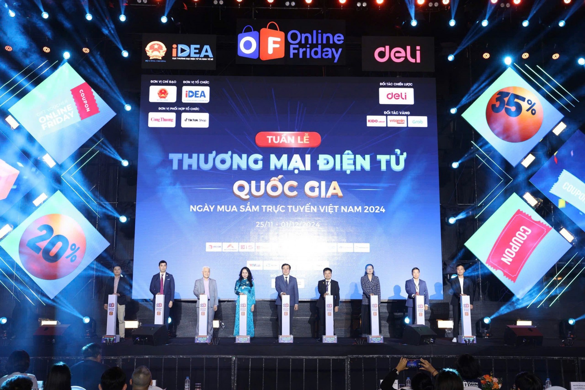 Online Friday 2024: Bước tiến mạnh mẽ của hàng Việt trong kỷ nguyên thương mại điện tử Online Friday 2024: Bước tiến mạnh mẽ của hàng Việt trong kỷ nguyên thương mại điện tử