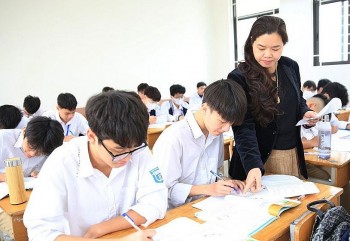 Môn Tin học thi Tốt nghiệp: Cần giải quyết những khó khăn để học sinh có điều kiện học tập và thi cử công bằng