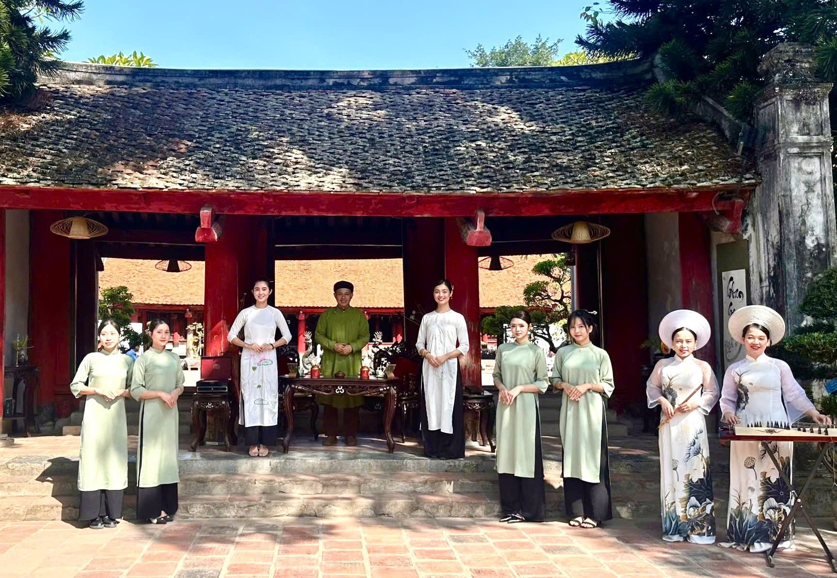 Khát vọng lan tỏa giá trị trà Việt của nghệ nhân trà đạo Đào Đức Hiếu Khát vọng lan tỏa giá trị trà Việt của nghệ nhân trà đạo Đào Đức Hiếu