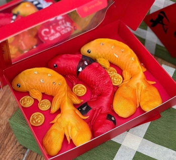 Dùng "cá chép giả" cúng ông Công ông Táo có sao không?