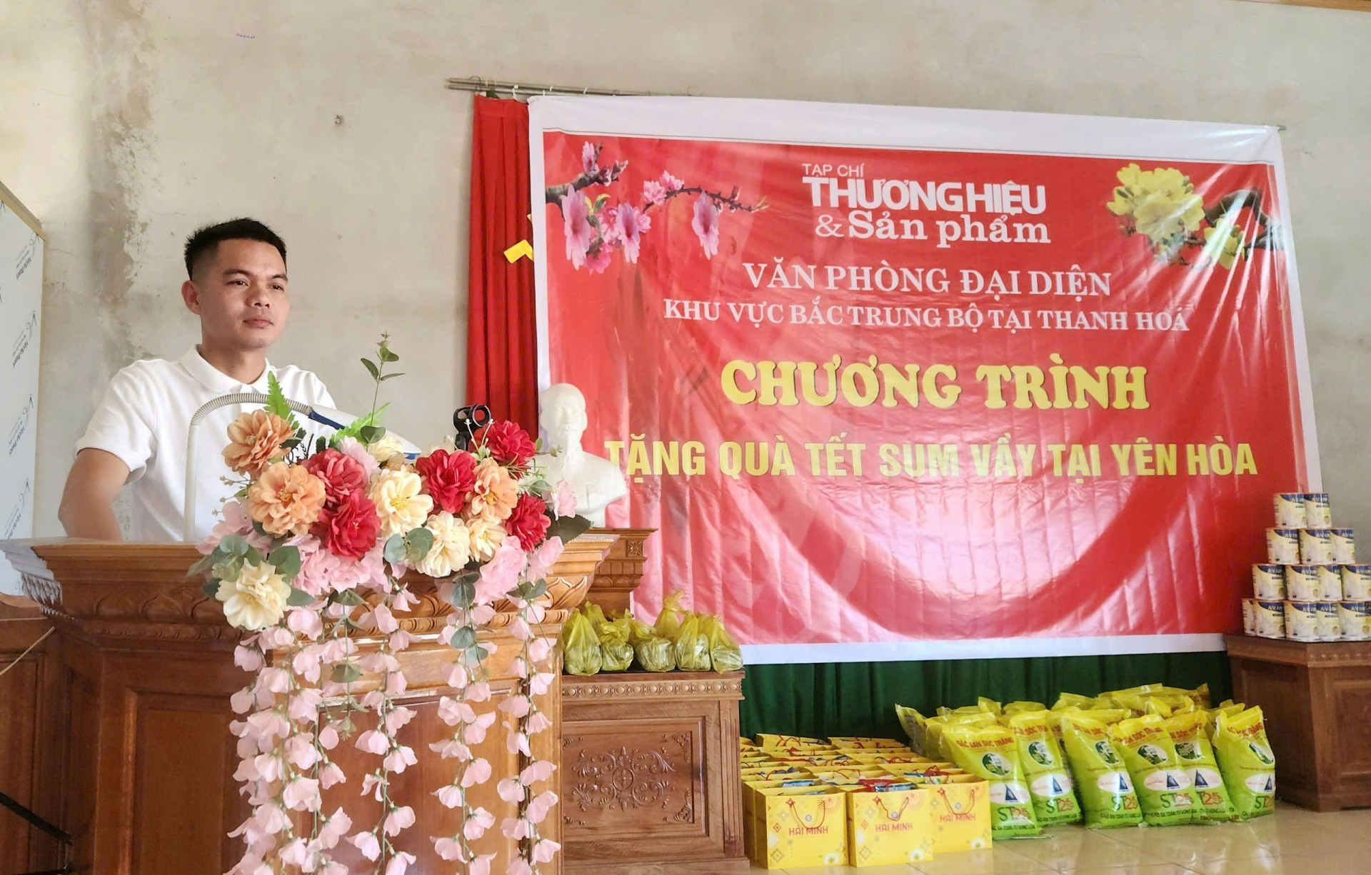 Ông Bùi Quang Hiếu đại diện Văn phòng Bắc Trung bộ tại Thanh Hóa phát biểu tại chương trình Ông Bùi Quang Hiếu đại diện Văn phòng Bắc Trung bộ tại Thanh Hóa phát biểu tại chương trình