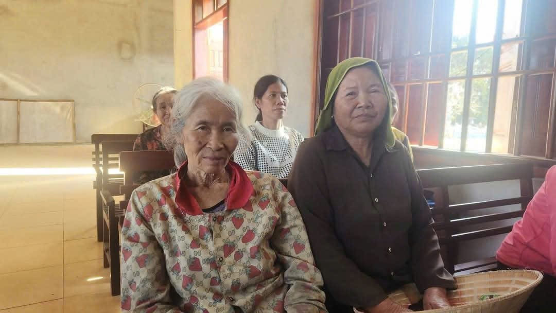 Một số hình ảnh tại chương trình trao quà tết sum vầy tại thôn Yên Hòa, xã Đa Lộc Một số hình ảnh tại chương trình trao quà tết sum vầy tại thôn Yên Hòa, xã Đa Lộc