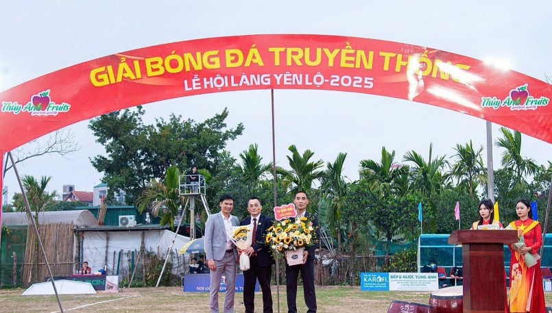 undefined Khai mạc giải bóng đá lần thứ 2 lễ hội truyền thống đình Yên Lộ, Yên Nghĩa xuân Ất tỵ năm 2025