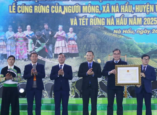 Ngành dệt may Việt Nam có đạt được mục tiêu 48 tỷ USD? Ngành dệt may Việt Nam có đạt được mục tiêu 48 tỷ USD?