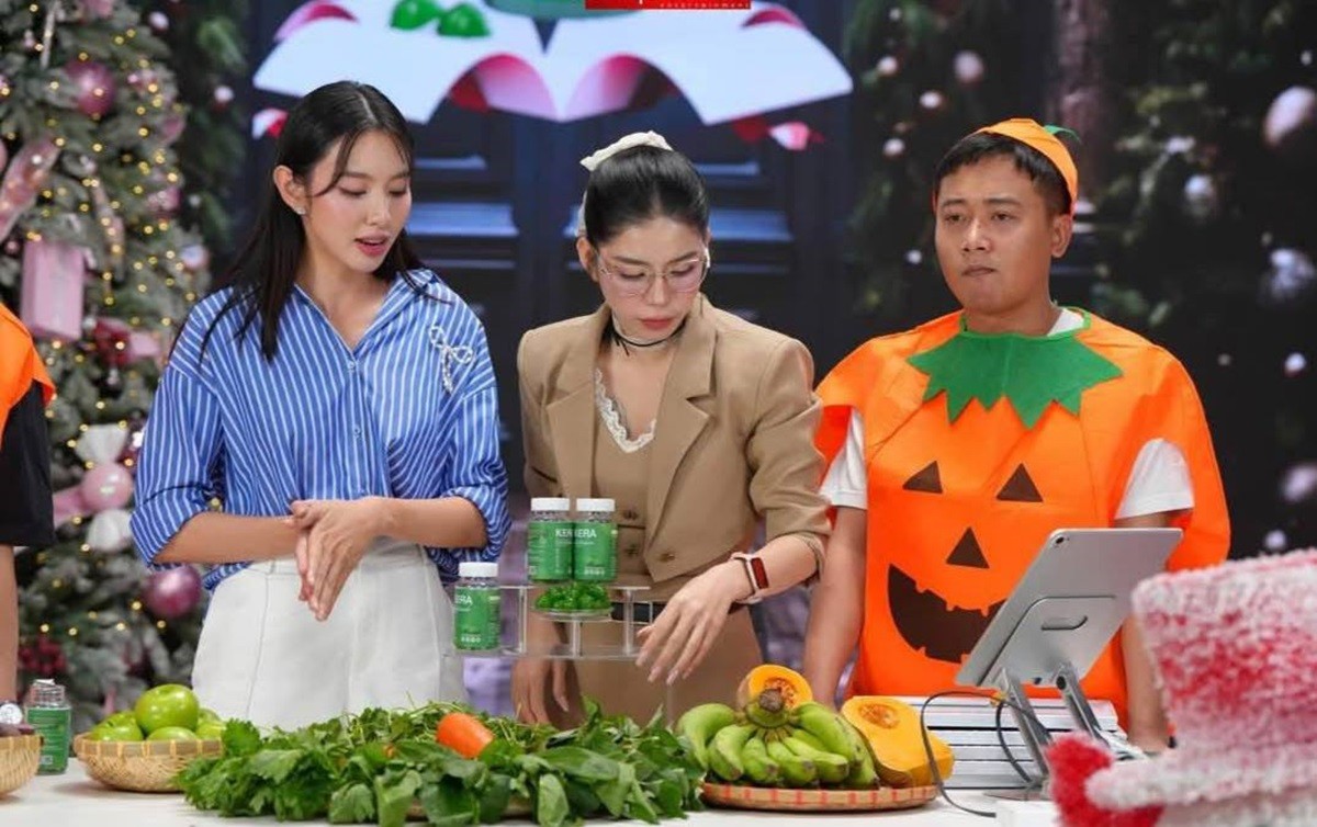 Quang Linh Vlogs, Hằng Du Mục và Hoa hậu Thùy Tiên trong một phiên livestream. (Ảnh: FBNV) Quang Linh Vlogs, Hằng Du Mục và Hoa hậu Thùy Tiên trong một phiên livestream. (Ảnh: FBNV)