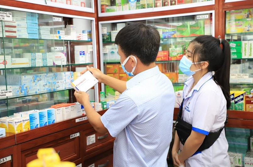 Đề xuất tạm ngừng kinh doanh thuốc có dấu hiệu không an toàn cho người sử dụng Đề xuất tạm ngừng kinh doanh thuốc có dấu hiệu không an toàn cho người sử dụng