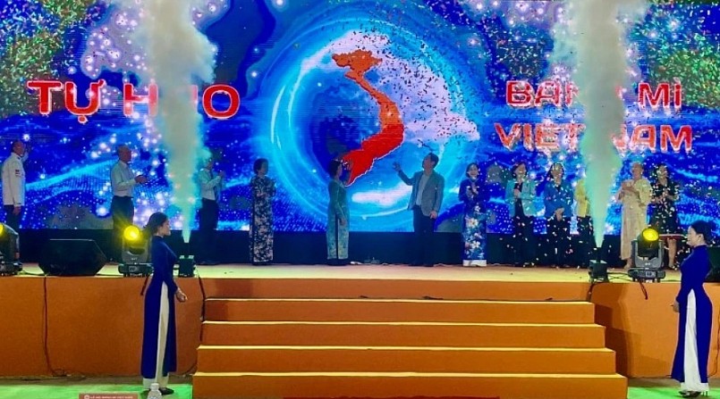 Lễ hội Bánh Mì Việt Nam lần 3: Lễ hội Bánh Mì Việt Nam lần 3: