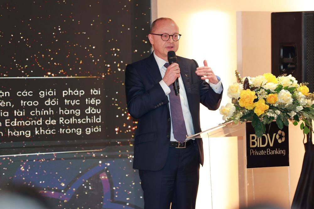 Chuyên gia tập đoàn Edmond de Rothschild chia sẻ tại sự kiện Exclusive Wealth CircleChuyên gia tập đoàn Edmond de Rothschild chia sẻ tại sự kiện Exclusive Wealth Circle