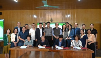 Ký kết hợp tác nghiên cứu và ứng dụng công nghệ vi lượng đất hiếm, công nghệ nano và bức xạ