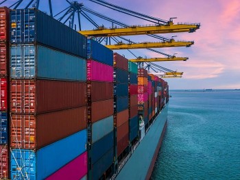 Thuế 46% của Mỹ chưa hẳn là cánh cửa khép lại cho hàng hóa Việt Nam