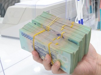 Đã có ngân hàng tăng lãi suất huy động lần đầu tiên trong tháng Tư