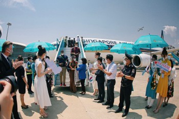 Hàng không dự kiến đón 400.000 hành khách mỗi ngày dịp lễ 30/4 và 1/5