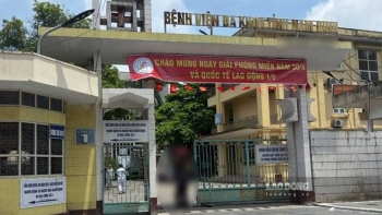 Vụ “nộp tiền mới cấp cứu” ở Nam Định, đình chỉ 3 bác sĩ, 2 điều dưỡng