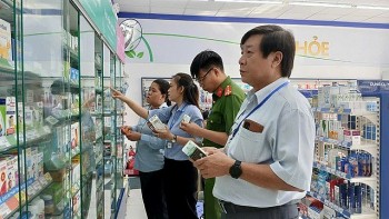 Thanh Hóa rà soát, giám sát hàng trăm cơ sở kinh doanh dược phẩm, thực phẩm, sữa