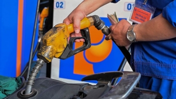 Giá xăng dầu đồng loạt tăng từ chiều 15/5