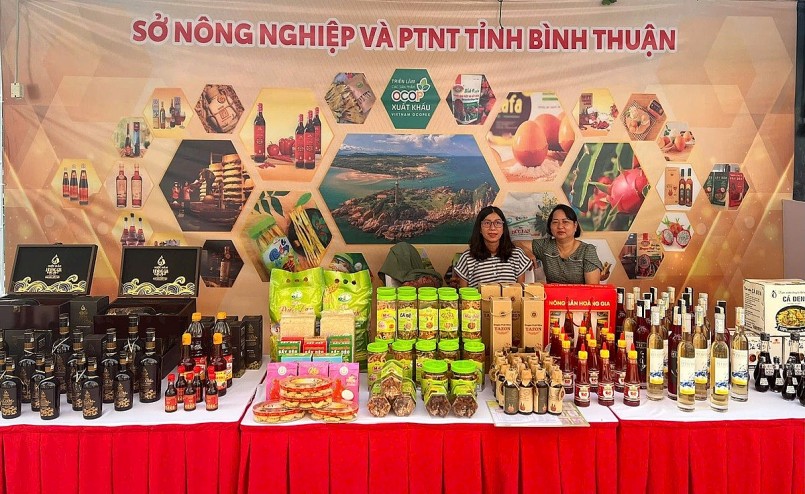 Gian hàng OCOP của tỉnh Bình Thuận Gian hàng OCOP của tỉnh Bình Thuận