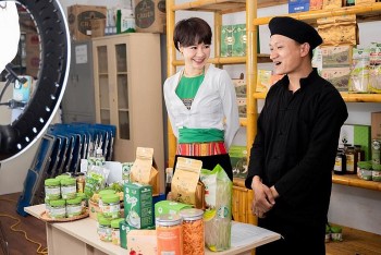 Thương mại điện tử – Cơ hội mới cho hàng Việt truyền thống