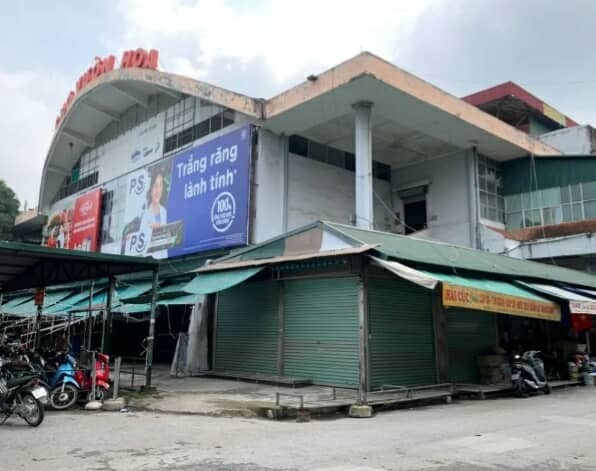 Cao điểm xử lý hàng nhái: Tiểu thương Thanh Hóa vẫn đồng loạt “cửa đóng, then cài”