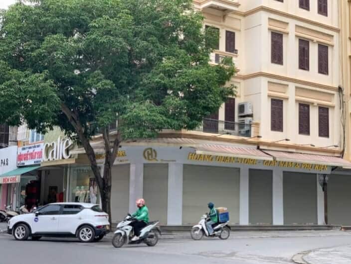 Cao điểm xử lý hàng nhái: Tiểu thương Thanh Hóa vẫn đồng loạt “cửa đóng, then cài”