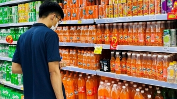Quốc hội chốt áp thuế tiêu thụ đặc biệt với nước giải khát có đường, xăng các loại