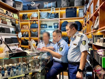 Củng cố niềm tin bằng sự minh bạch thị trường