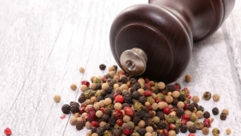 Giá tiêu giảm nhẹ, thị trường nội địa chịu sức ép ngắn hạn